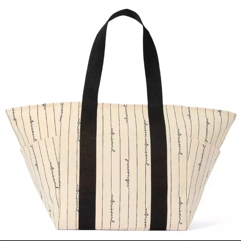 🚫SOLD Victoria’s Secret tote